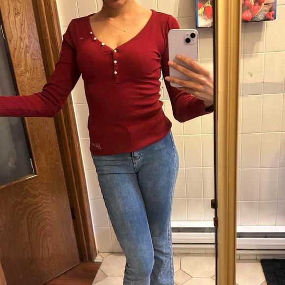 Guess Ribbed Henley Top - Picture 6 of 6